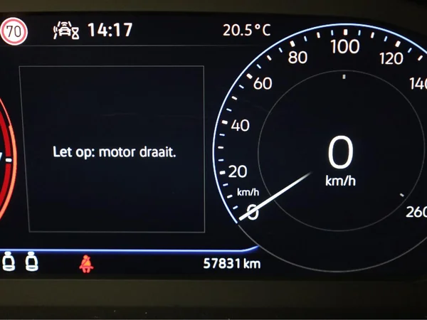 VOLKSWAGEN T-Roc (2022) — foto 7 van 19