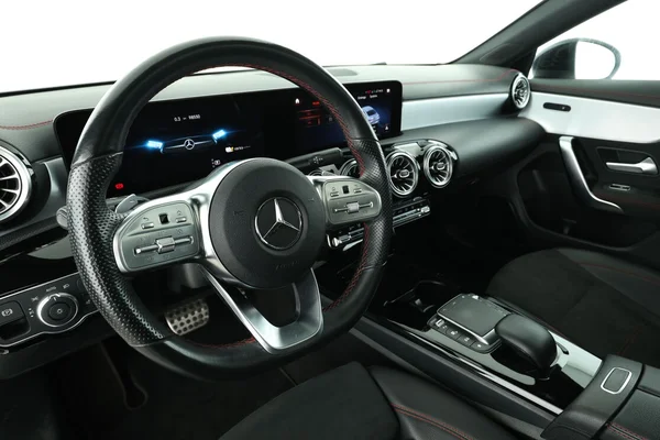 Mercedes-Benz CLA-Klasse (2022) — foto 2 van 16