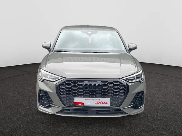 AUDI Q3 Sportback (2024) — foto 4 van 21