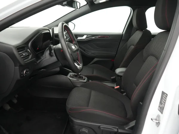 Ford Focus (2024) — foto 3 van 23