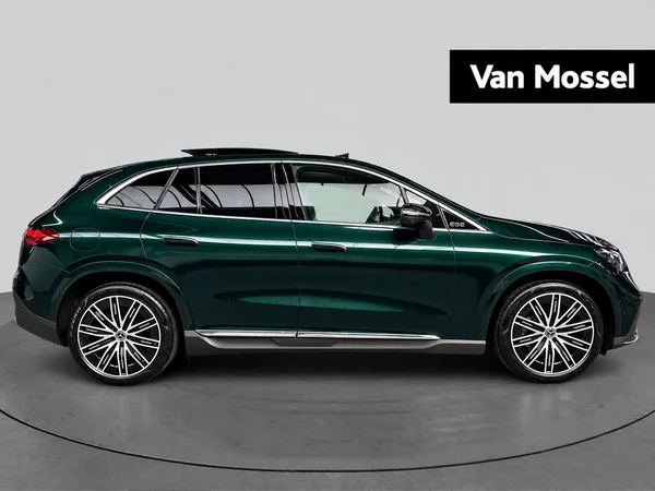 Mercedes-Benz EQE (2025) — foto 10 van 16