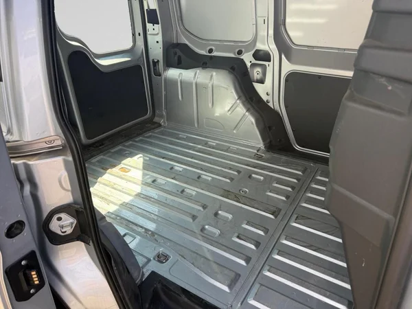 VOLKSWAGEN Caddy Van Dsl (2025) — foto 14 van 16