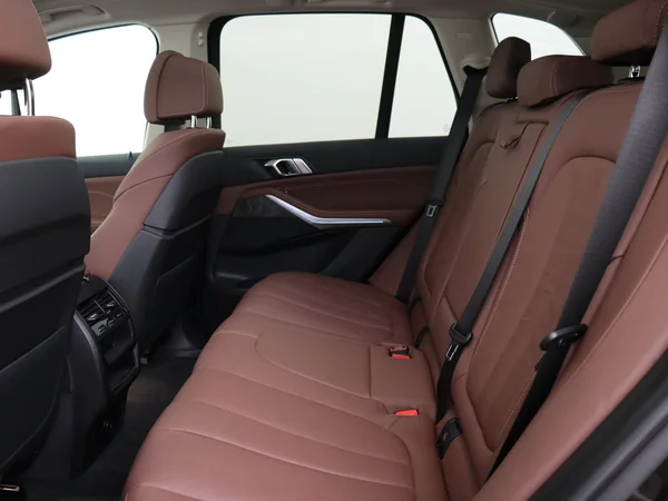 BMW X5 (2022) — foto 5 van 33