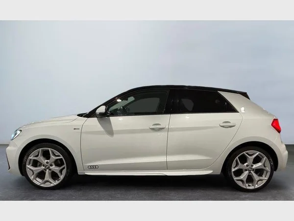 Audi A1 Sportback (2019) — foto 18 van 24