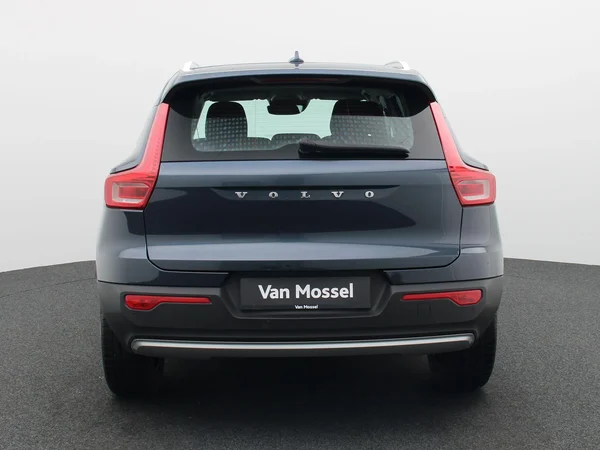Volvo XC40 (2022) — foto 22 van 26