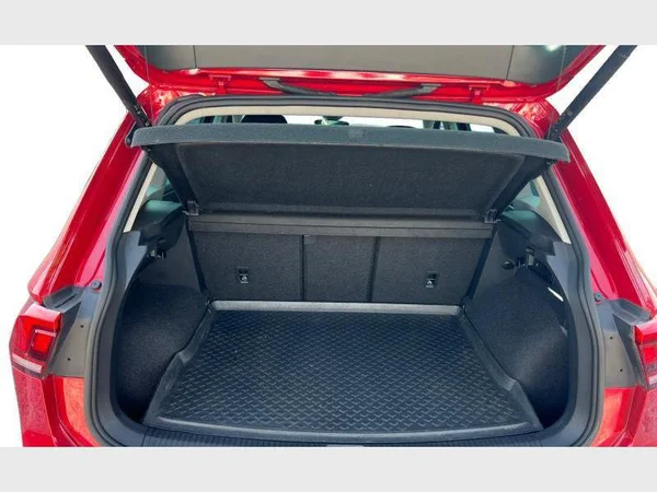 Volkswagen Tiguan (2022) — foto 7 van 26