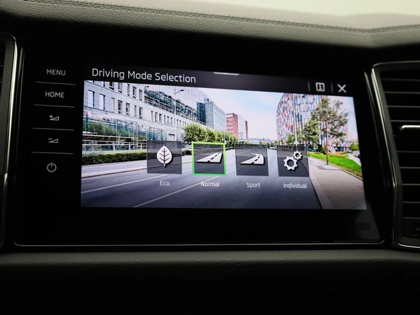 Škoda Kodiaq (2023) — foto 27 van 48