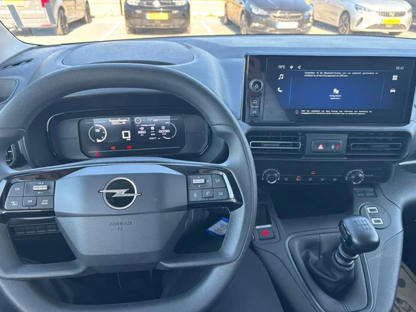 Opel Combo (2026) — foto 8 van 19