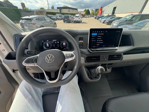VOLKSWAGEN Crafter 35 Fourgon Mwb HR Dsl (2026) — foto 16 van 20