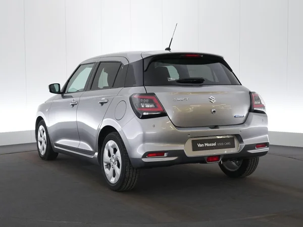 Suzuki Swift (2024) — foto 12 van 23