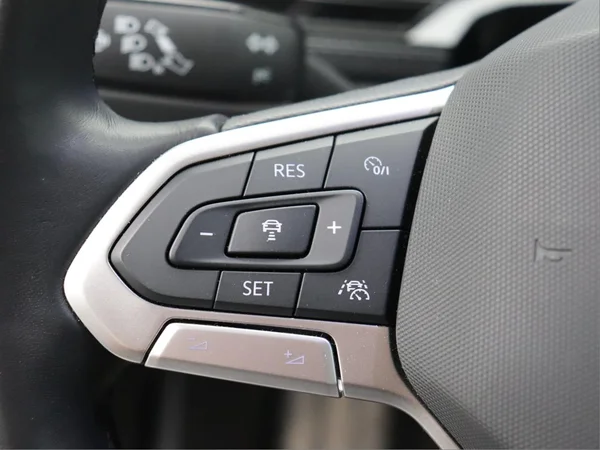 VOLKSWAGEN Taigo (2024) — foto 15 van 15