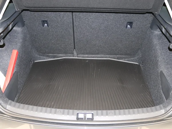 SKODA Scala (2025) — foto 13 van 14