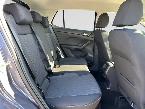 VOLKSWAGEN T-Cross (2025) — foto 2 van 18