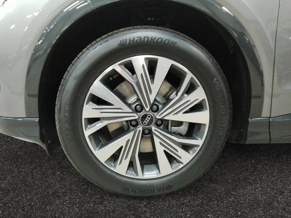 AUDI Q4 e-tron (2025) — foto 11 van 16