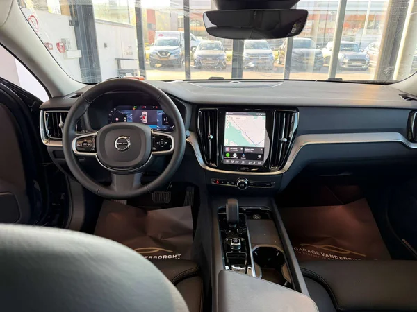 Volvo V60 (2026) — foto 3 van 20