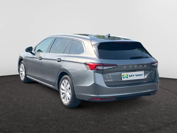 SKODA Superb Combi (2025) — foto 20 van 25