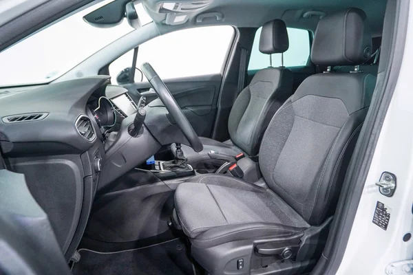Opel Crossland (2021) — foto 4 van 80