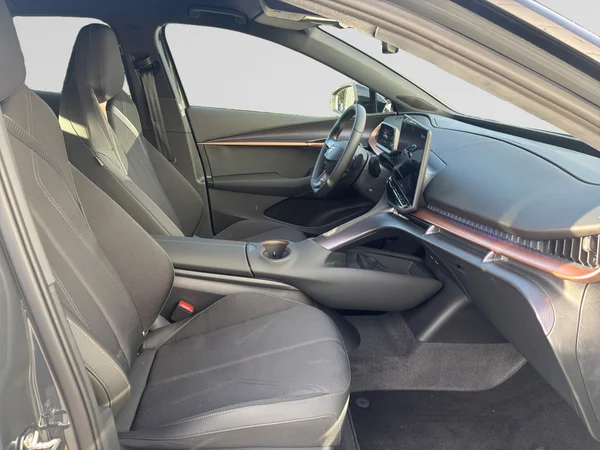 CUPRA Tavascan (2026) — foto 14 van 24