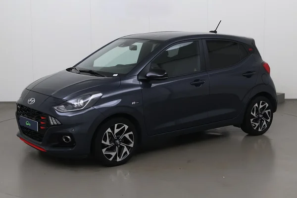 Hyundai i10 (2022) — foto 1 van 20