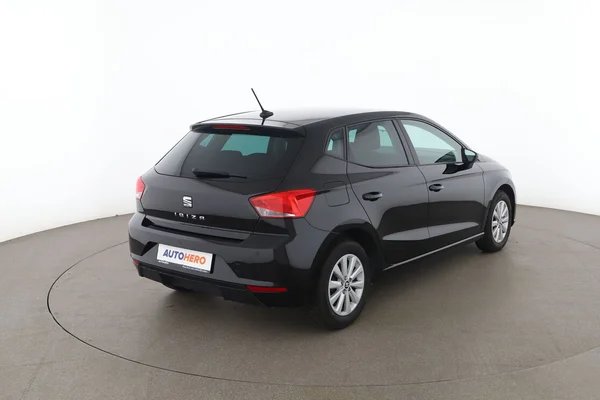 Seat Ibiza (2021) — foto 12 van 16