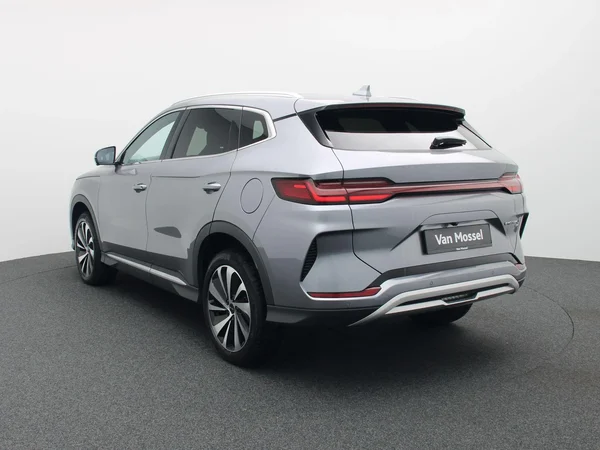 BYD SEAL U (2025) — foto 28 van 33