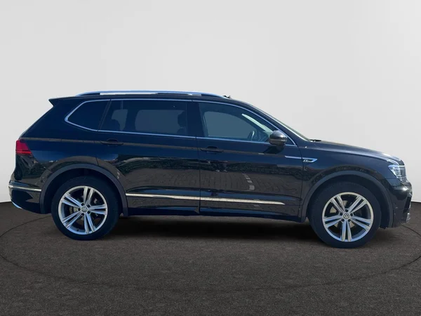 VOLKSWAGEN Tiguan Allspace (2019) — foto 7 van 17