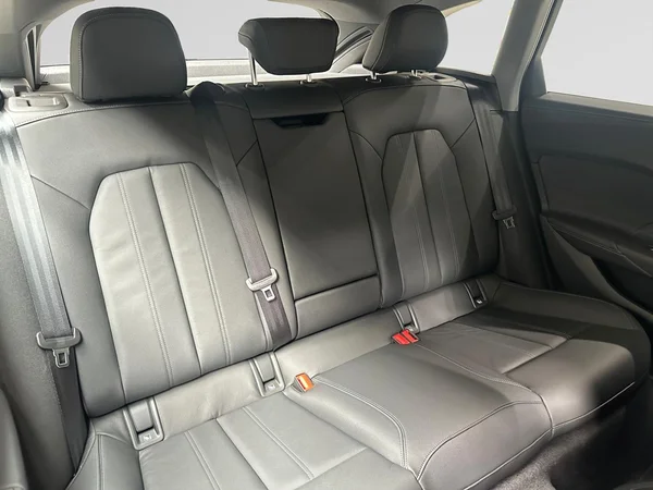 AUDI A5 Avant e-hybrid (PHEV) (2026) — foto 9 van 23