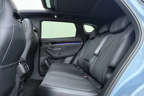 BYD Seal U PHEV (2026) — foto 20 van 21