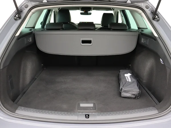 SEAT Leon (2024) — foto 8 van 28