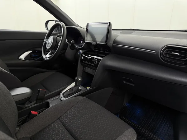 TOYOTA Yaris Cross (2022) — foto 3 van 30