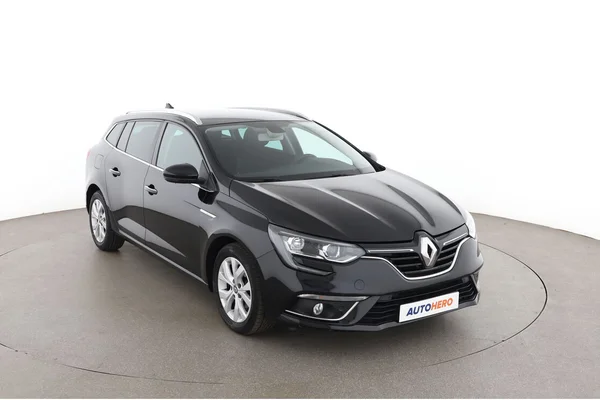 Renault Megane (2019) — foto 14 van 16
