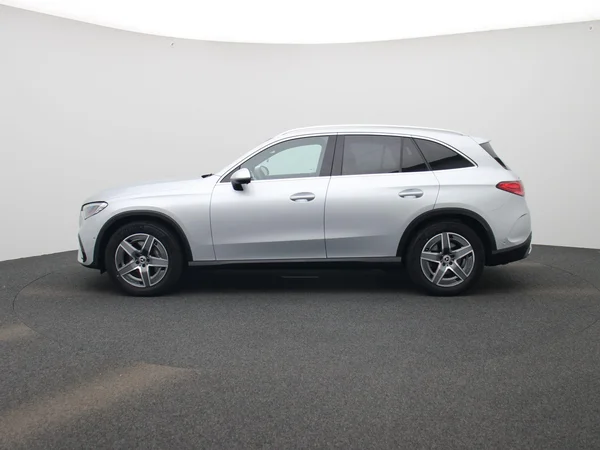 Mercedes-Benz GLC (2025) — foto 34 van 52