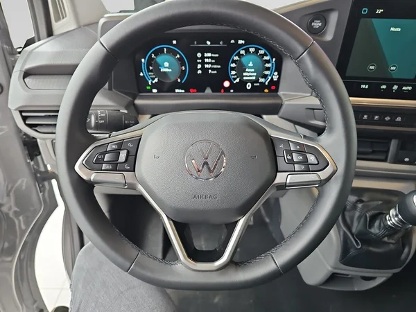 VOLKSWAGEN Transporter T7 30 Fou Swb (2026) — foto 10 van 27