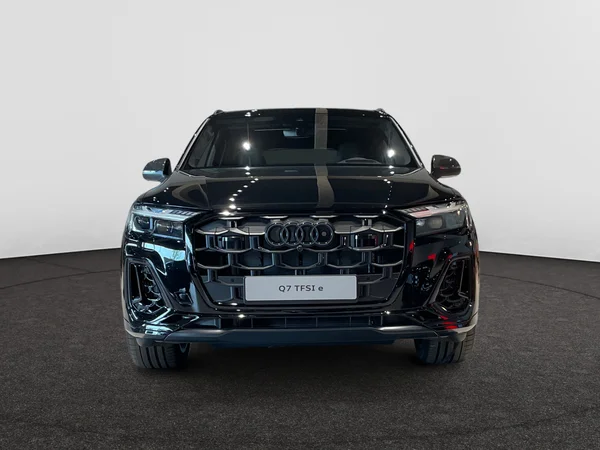 AUDI Q7 (2025) — foto 12 van 16