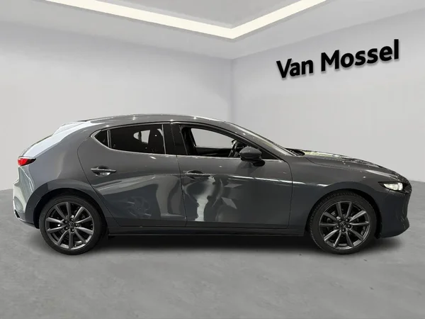 Mazda 3 (2021) — foto 15 van 19