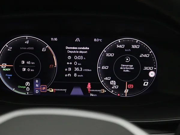 CUPRA Leon ST (2025) — foto 15 van 25