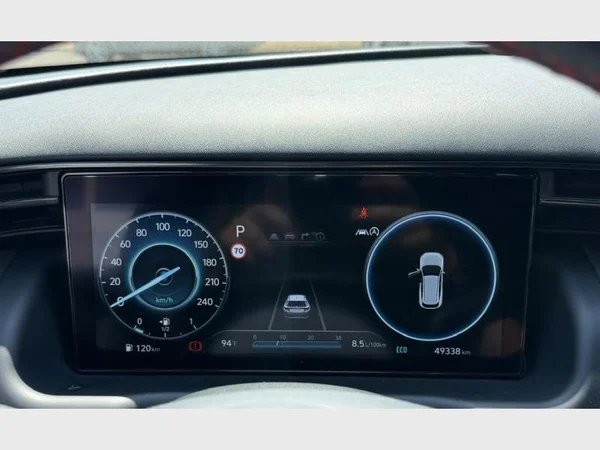 Hyundai TUCSON (2023) — foto 8 van 22