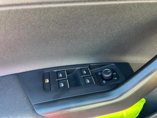 VOLKSWAGEN Taigo (2022) — foto 21 van 31