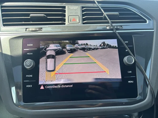 VOLKSWAGEN Tiguan (2023) — foto 19 van 22