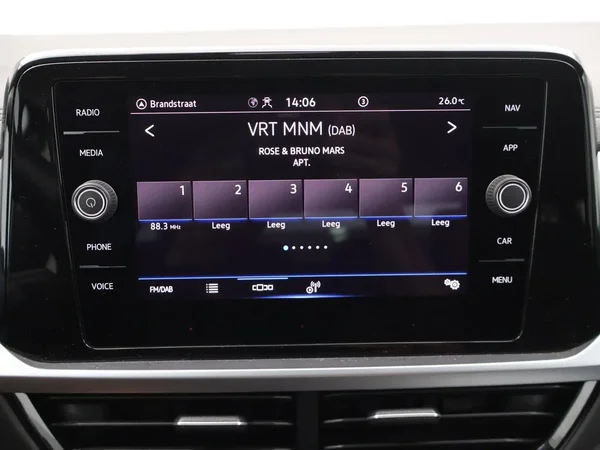 Volkswagen T-Roc (2023) — foto 6 van 25