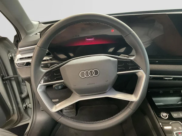 AUDI A5 Avant (2025) — foto 4 van 24