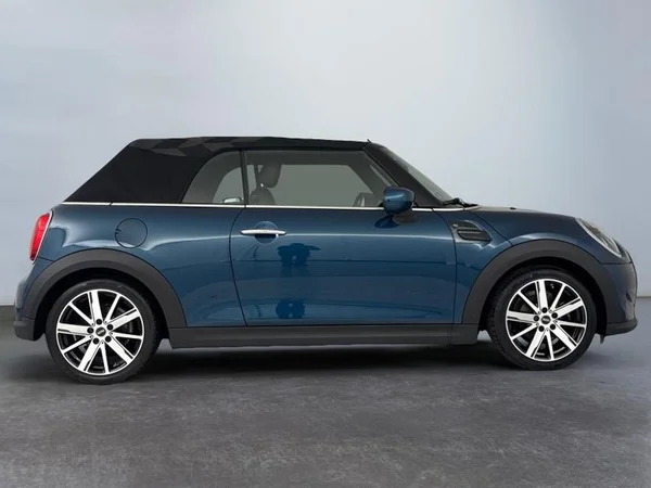 MINI Mini Cabriolet (F57 LCI II) (2021) — foto 23 van 28