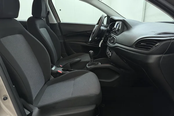 Fiat Tipo Hatchback (2021) — foto 14 van 16