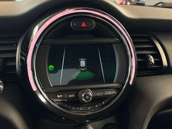 MINI One (2019) — foto 7 van 18