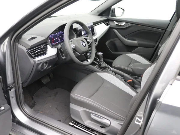 SKODA Kamiq (2024) — foto 30 van 30