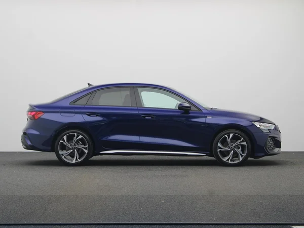 AUDI A3 Sedan (2025) — foto 22 van 24