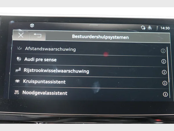 AUDI Q8 e-tron (2023) — foto 34 van 35