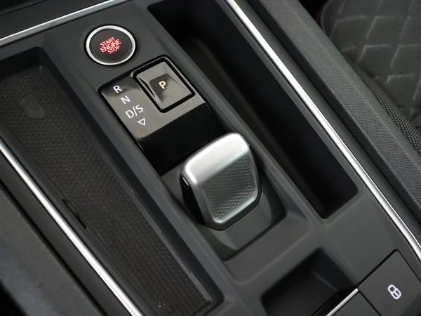 SEAT Leon (2024) — foto 4 van 27