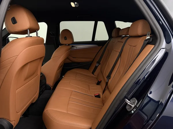 BMW 530 (2022) — foto 5 van 34