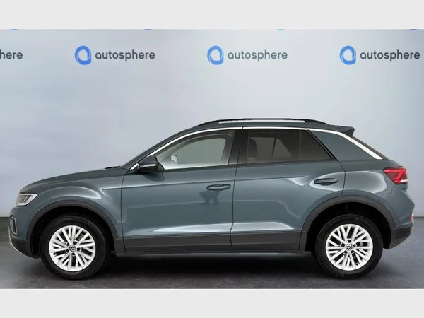 Volkswagen T-Roc (2022) — foto 29 van 31